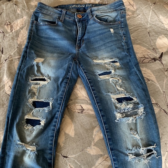 Highrise ripped skinny jeans - American eagle size 6 - Picture 3 of 5